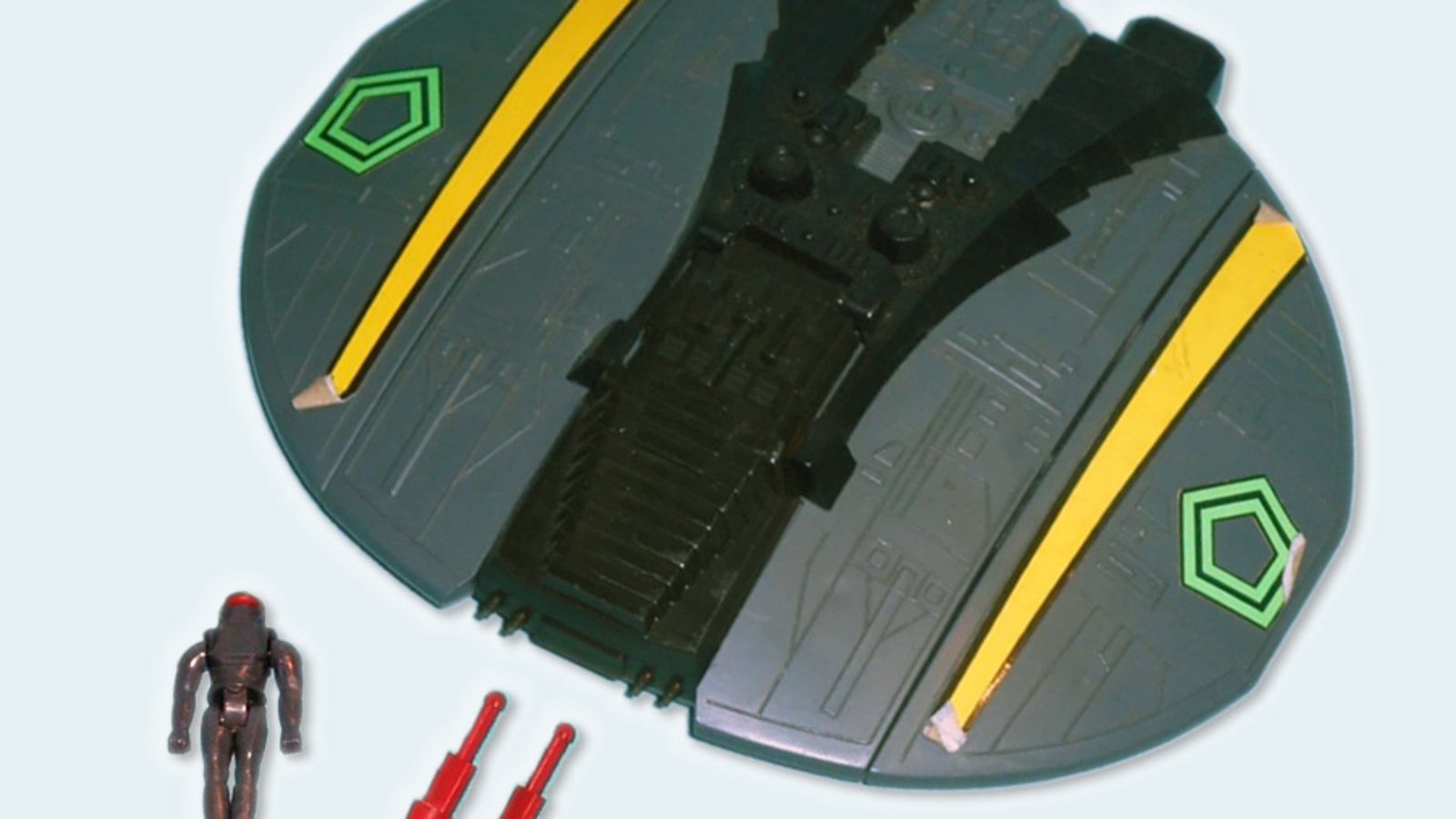 Battlestar Galactica Cylon Raider - Failure Museum